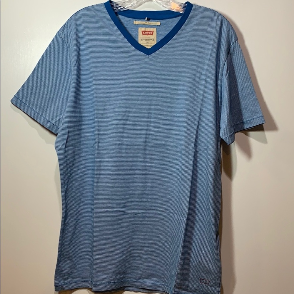 Levi’s Men’s Slim Fit Blue Pin Stripe Vneck Shirt
